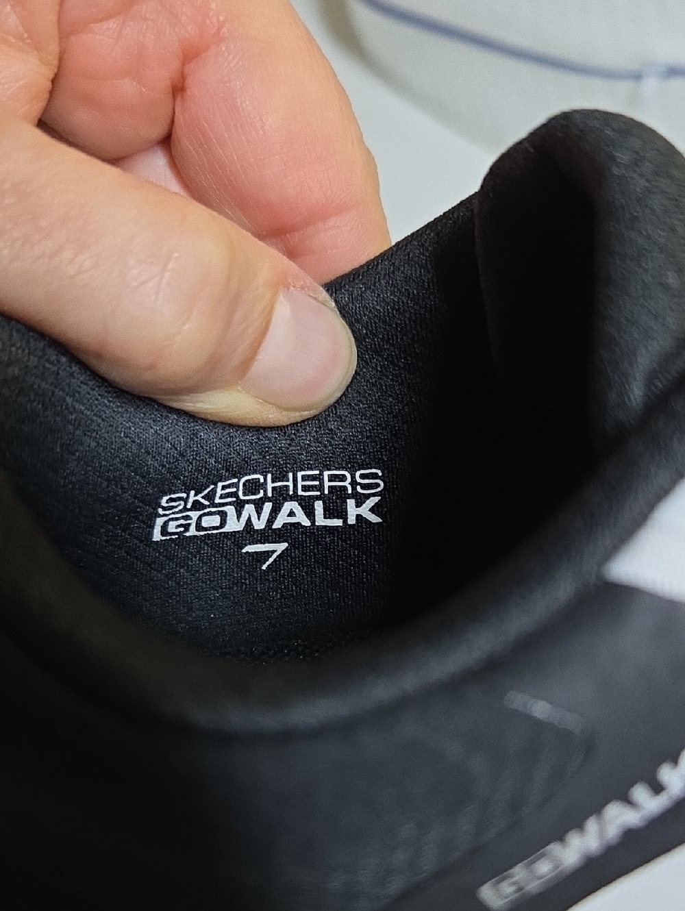 Sz 5.5 Skechers Gowalk 7 White and Black Slip-On Lace Athletic Shoes - Picture 6 of 8